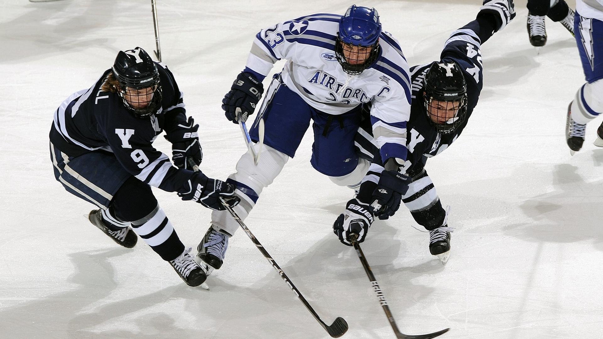 乒乓球赛场焦点！法国队对阵荷兰队，防守反击奏效，球队笑到最后
